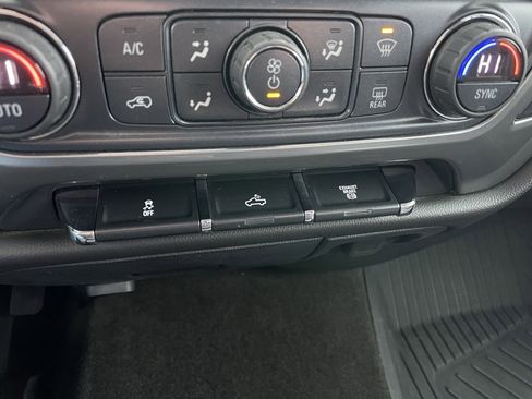 Used 2017 Chevrolet Silverado 3500 LT w/ LT Convenience Package image 13