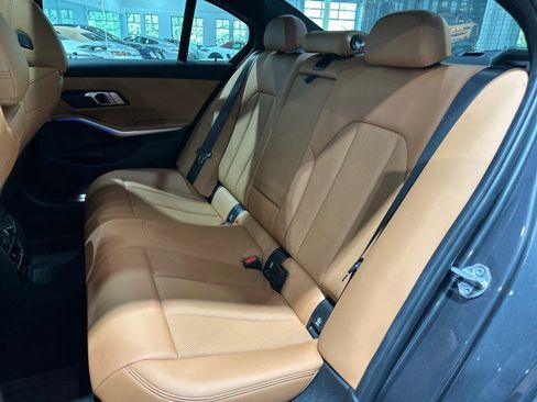 Used 2022 BMW M340i RWD image 47