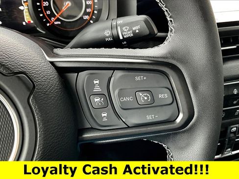 New 2025 Jeep Gladiator Sport image 19