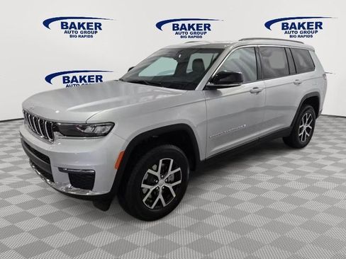 New 2025 Jeep Grand Cherokee L Limited w/ Trailer Tow Package image 7