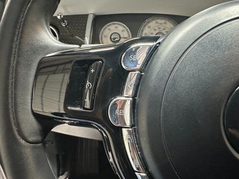 Used 2018 Rolls-Royce Ghost RWD image 32