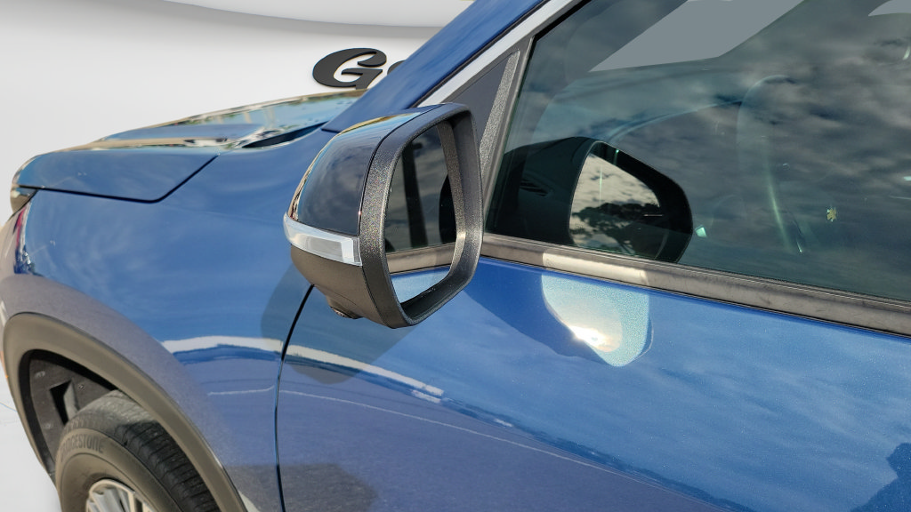 Used 2024 Chevrolet Traverse LS FWD image 27