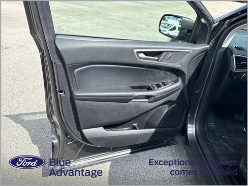 Used 2018 Ford Edge SEL w/ Equipment Group 201A FWD image 12