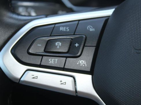 Used 2024 Volkswagen Jetta Sport FWD image 21