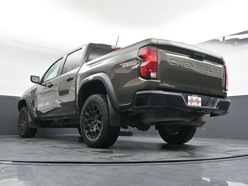 Used 2023 Chevrolet Colorado Trail Boss image 21