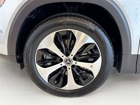 New 2025 Mercedes-Benz GLB 250 4MATIC image 7