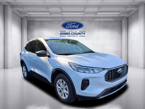 New 2025 Ford Escape Active image 1