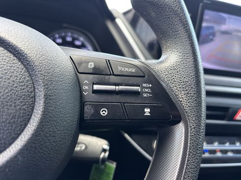 Used 2022 Hyundai Sonata SE image 25