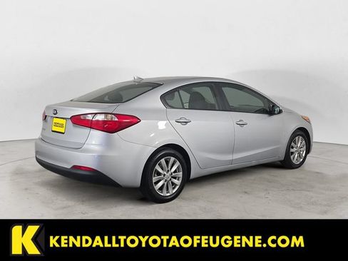 Used 2016 Kia Forte LX w/ LX Popular Plus Package FWD image 5