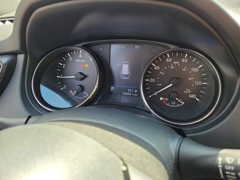 Used 2020 Nissan Rogue S w/ Special Edition Package FWD image 27