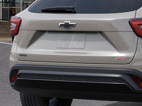 New 2026 Chevrolet Trax RS w/ Driver Confidence Package image 14