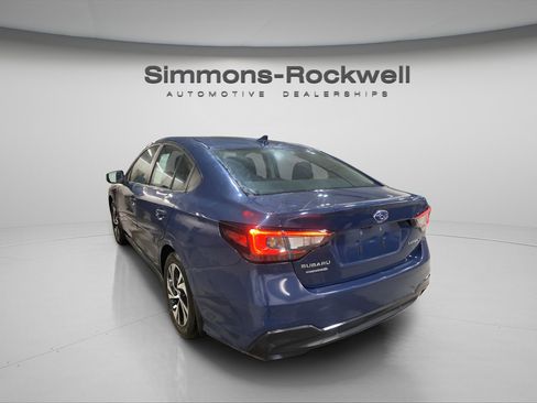 Used 2024 Subaru Legacy Premium image 7