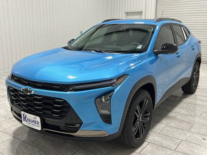 New 2025 Chevrolet Trax ACTIV w/ Sunroof Package