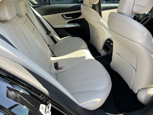 New 2026 Mercedes-Benz E 350 Sedan image 40