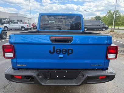 New 2026 Jeep Gladiator Sport