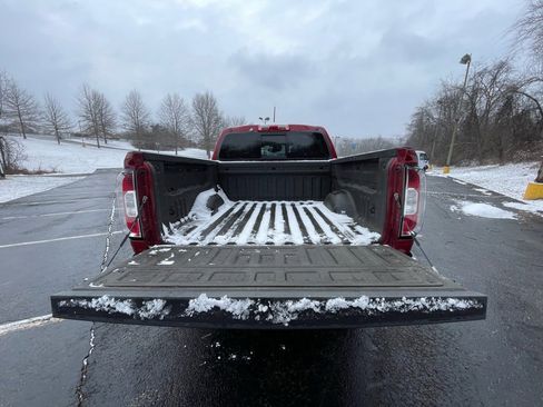 Certified 2017 GMC Canyon SLT w/ Driver Alert Package image 20