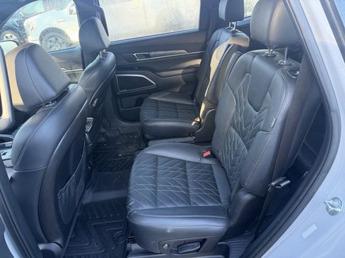 Used 2024 Kia Telluride EX X-Line image 12