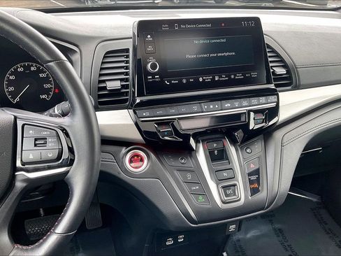Used 2025 Honda Odyssey Sport-L image 16