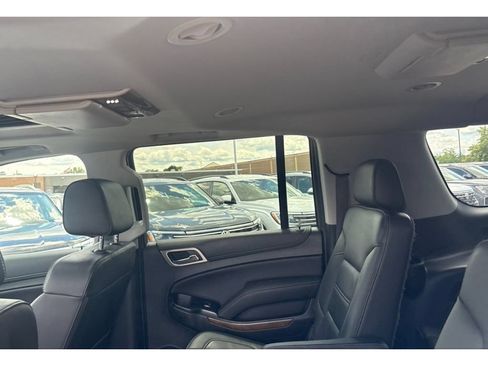 Used 2019 GMC Yukon XL Denali w/ Denali Ultimate Package AWD/4WD image 5