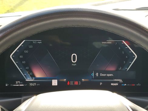 Used 2024 BMW 330i 330i w/ Convenience Package image 26