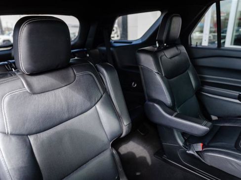 Used 2023 Ford Explorer ST w/ Equipment Group 401A image 27