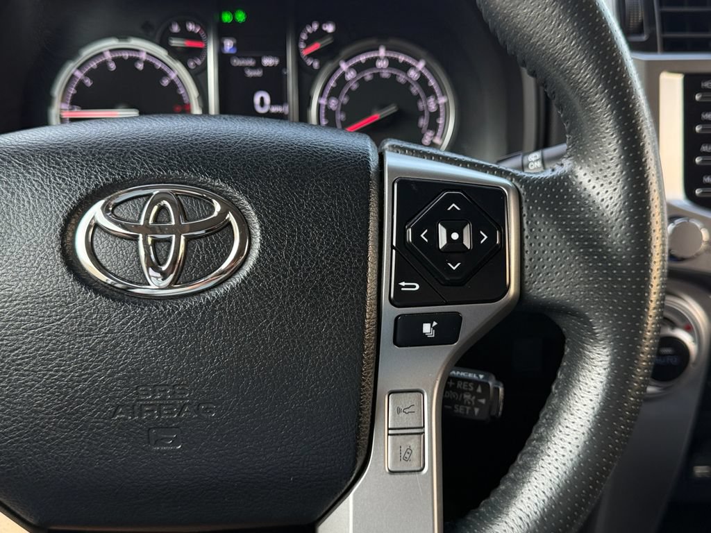 Used 2021 Toyota 4Runner Limited AWD/4WD image 20