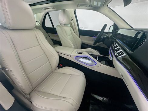 New 2026 Mercedes-Benz GLE 450 4MATIC image 28