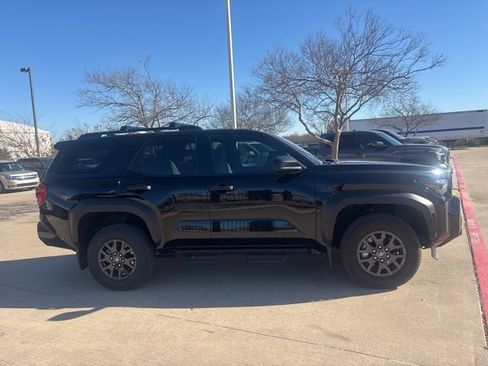 Certified 2025 Toyota 4Runner SR5 image 4