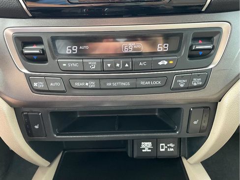 Used 2021 Honda Pilot EX-L image 18