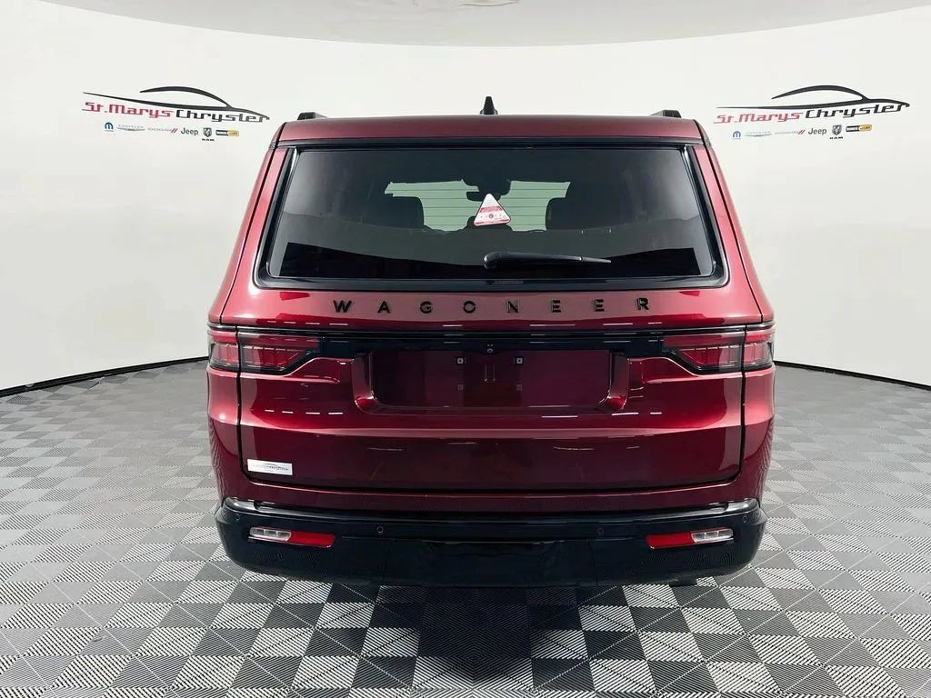 Used 2024 Jeep Wagoneer Series II w/ Convenience Group I AWD/4WD image 7
