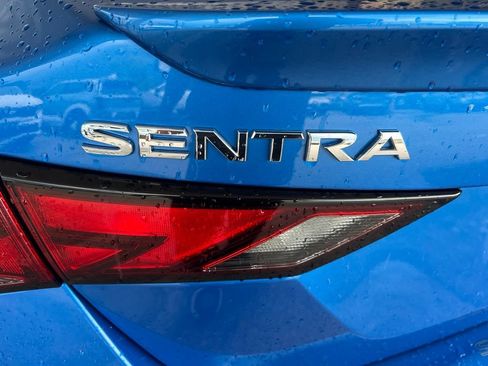 Used 2020 Nissan Sentra SR w/ Premium Package FWD image 30