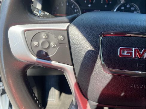 Used 2021 GMC Acadia SLT w/ Trailering Package AWD/4WD image 47