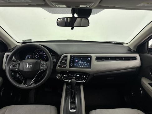 Used 2019 Honda HR-V EX image 17