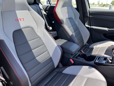 Used 2024 Volkswagen GTI SE FWD image 33