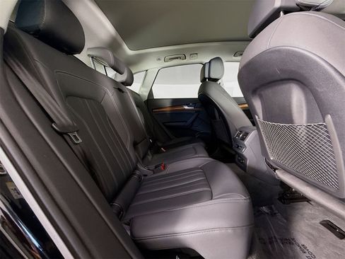 Certified 2023 Audi Q5 2.0T Premium image 28