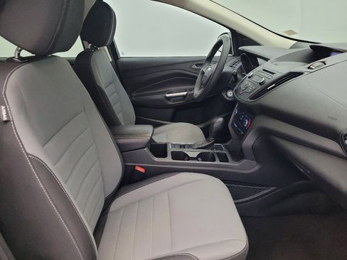 Used 2017 Ford Escape S FWD image 21
