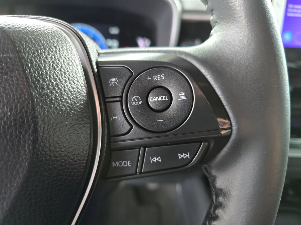 Used 2024 Toyota Corolla XSE FWD image 28