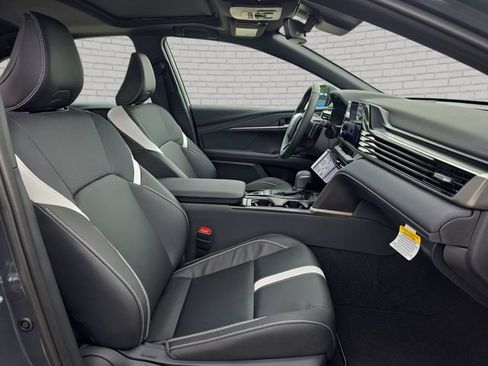 New 2026 Toyota Camry SE FWD image 10