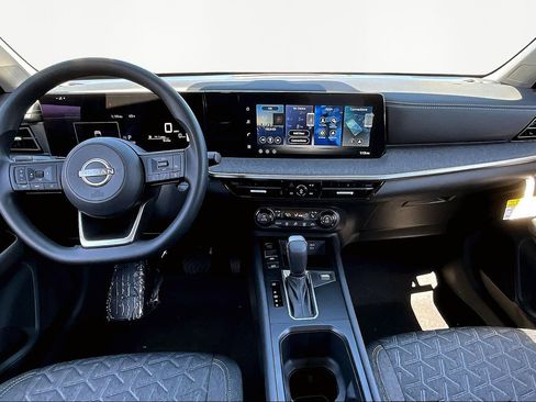 New 2026 Nissan Kicks SV AWD/4WD image 10