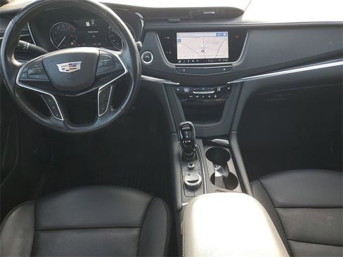 Certified 2023 Cadillac XT5 Premium Luxury w/ LPO, Floor Liner Package image 28