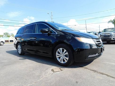 Used 2016 Honda Odyssey EX image 1