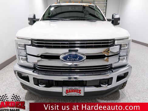 Used 2019 Ford F350 Lariat w/ Lariat Ultimate Package image 7