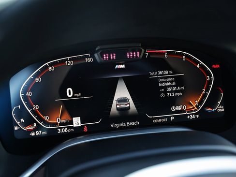 Used 2022 BMW 750i xDrive w/ Luxury Rear Seating Package image 35