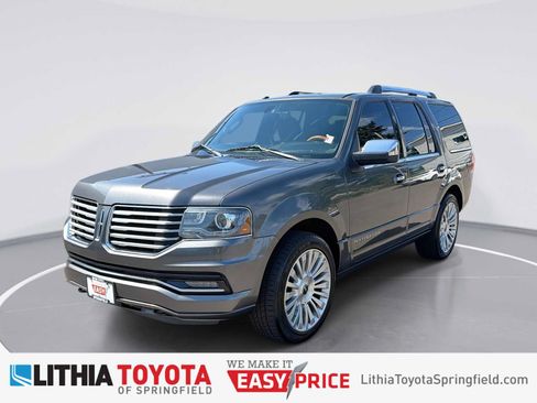 Used 2016 Lincoln Navigator Select AWD/4WD image 1