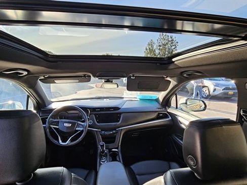 Used 2024 Cadillac XT6 Luxury w/ LPO, Floor Liner Package AWD/4WD image 14