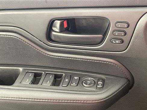 Used 2025 Honda Odyssey Sport-L image 19