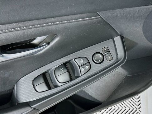 Certified 2024 Nissan Sentra SV FWD image 24