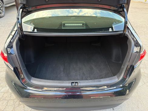 Used 2023 Toyota Corolla LE FWD image 12