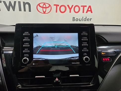 Used 2021 Toyota Camry LE image 31