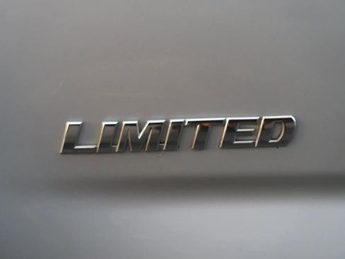 Used 2008 Toyota RAV4 Limited image 9